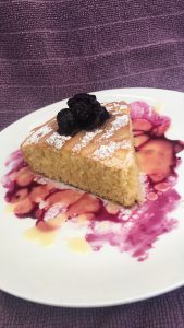 emon drizzle cake slice with blueberry