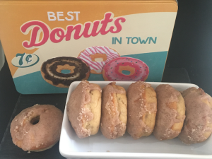 baked apple donuts